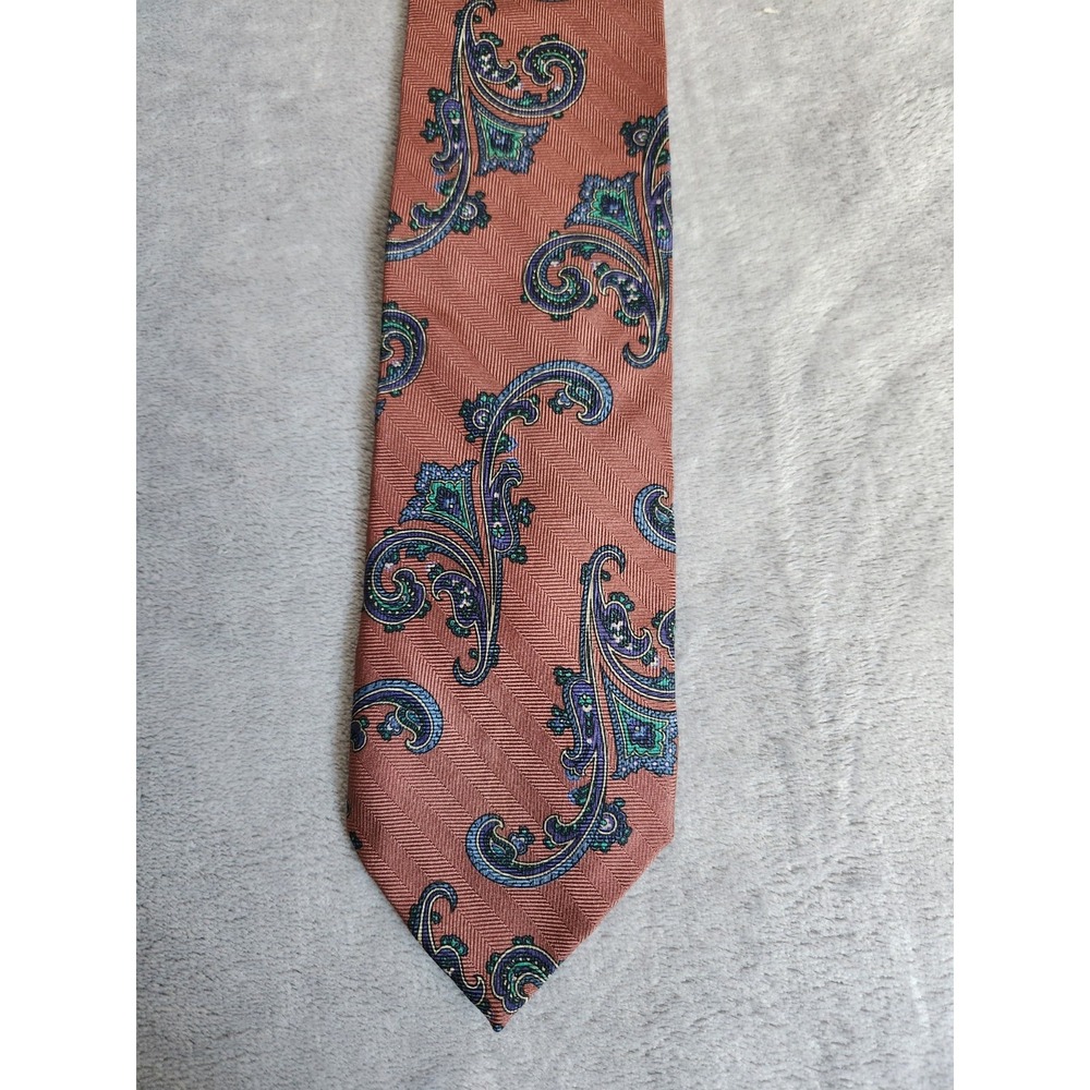 Hand Painted Vintage Ferrell Reed Tie Pink Red Paisley Mens 100% Silk Handmade